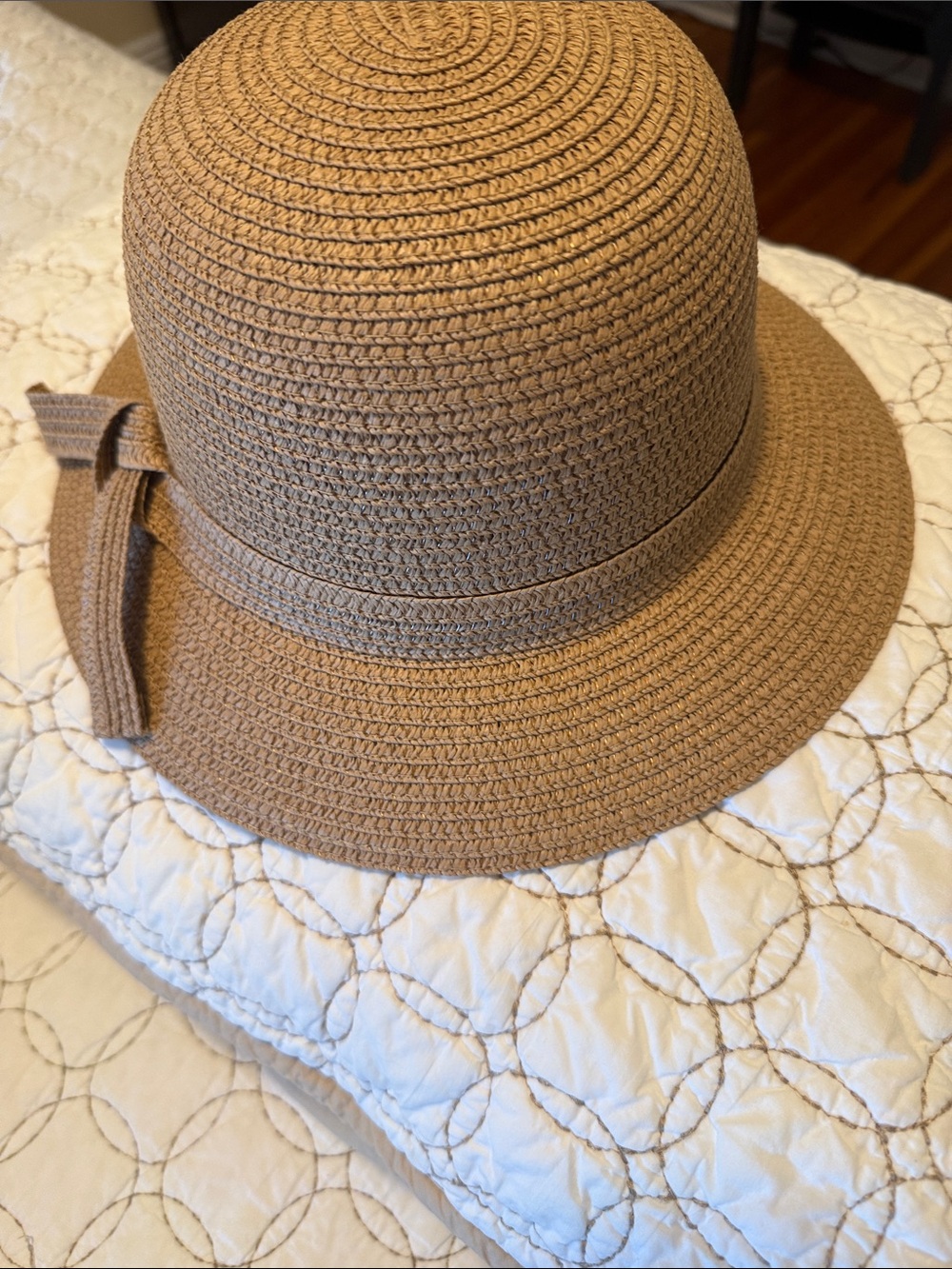 Ann Taylor Factory Tan Woven Cloche Hat with Bow